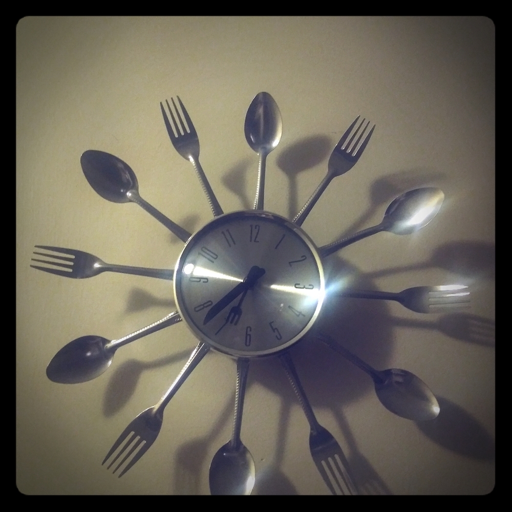 WALL CLOCK HOME DECOR